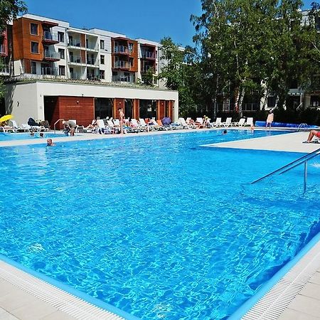 Apartamenty Balticon Polanki - Sauna, Fitness Inclusive - Basen Latem, Pool Im Sommer Колобжег Екстериор снимка