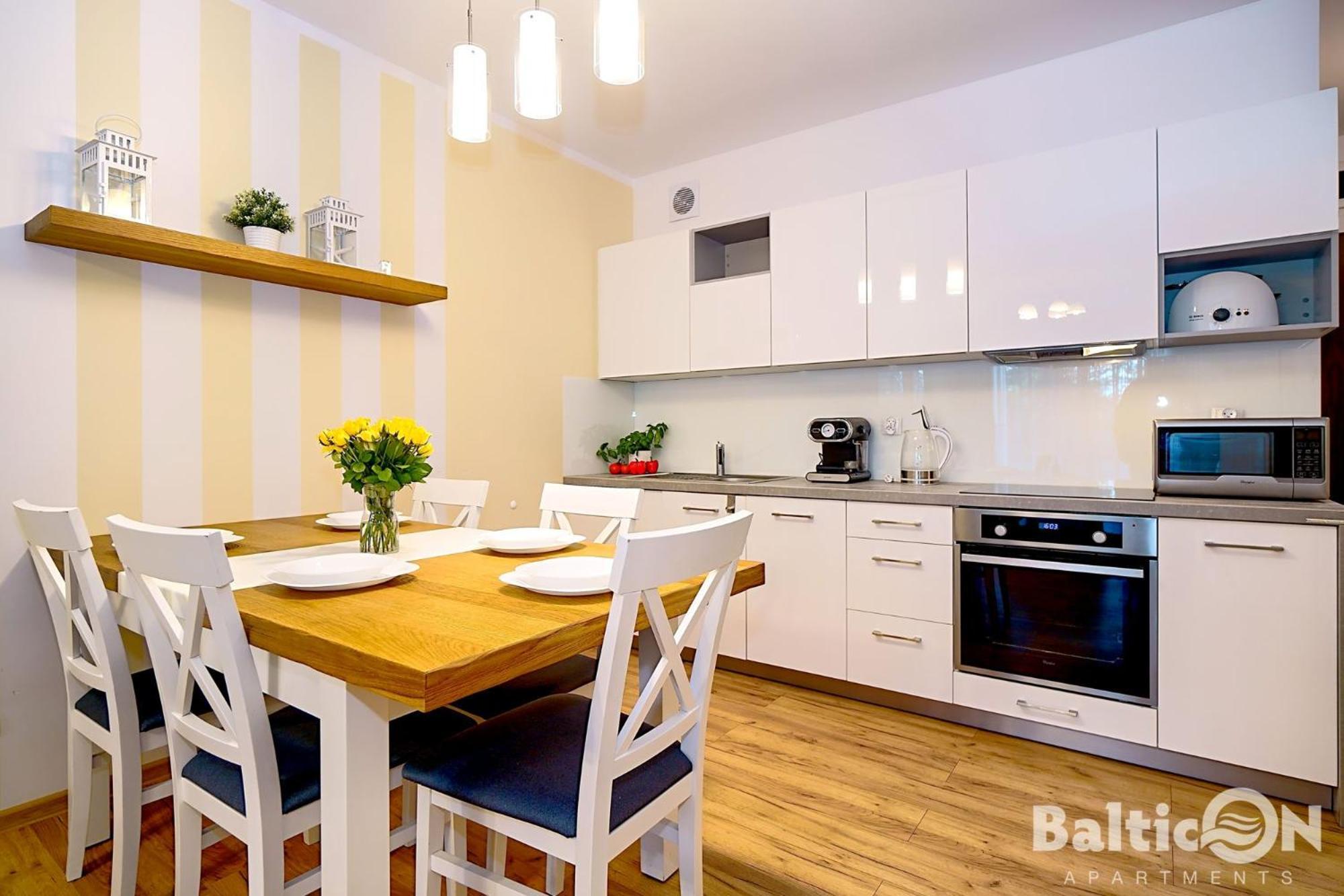 Apartamenty Balticon Polanki - Sauna, Fitness Inclusive - Basen Latem, Pool Im Sommer Колобжег Стая снимка