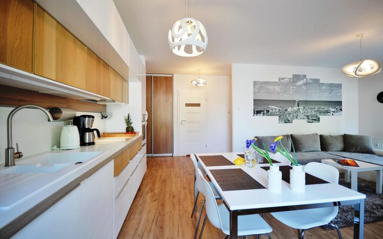 Apartamenty Balticon Polanki - Sauna, Fitness Inclusive - Basen Latem, Pool Im Sommer Колобжег Стая снимка